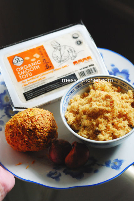 Smooth Tofu, Meat Floss, Shallots & Century Egg Ingredients